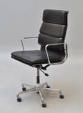 Charles Eames 1907 - 1978. Kontorstol, model EA-219