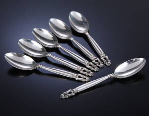 Georg Jensen. Konge Acorn, seks middagsskeer af sterlingsølv 6