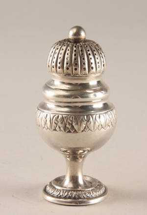 Christian VIII strøbøsse af sølv