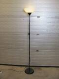 GOLVLAMPA UPLIGHT