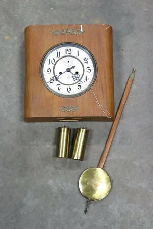 Gustav Becker lodregulator i ombyggt fodral