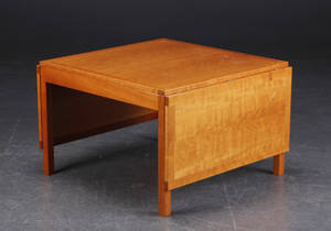 Børge Mogensen. Sofabord med klapper, model 3262