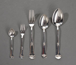 Sølvbestik, vægt. 1550 gr. 60