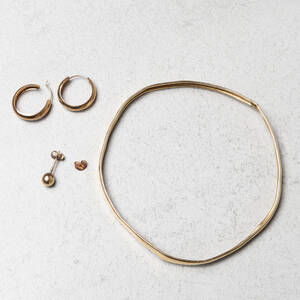 GULDFÖREMÅL, 18k 7.0g