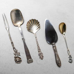 SERVERINGSBESTICK, Silver, 5 dlr