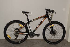 Mountainbike Giant 24 vxl, 26 tum