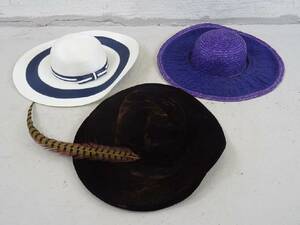 Hattsalongen hatt med fjäder, 2st solhattar. A53