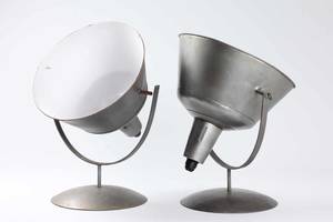 Industriel design. Par projektørlamper 2