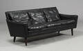 Dansk møbelproducent. Tre-pers. sofa, læder