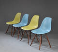 Ray og Charles Eames. Sæt på fire skalstole, model DSW 4