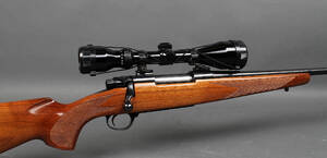 Jagtriffel Marlin MR-7 kaliber .30-06 7,62x63mm med 3,5-10x50 sigtekikkert