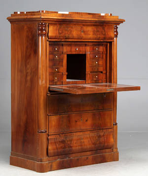 Sekretær af mahogni, 1800-tallet