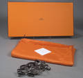Hermès tørklæde model, L-Ètoile.