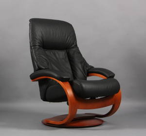 Hjellegjerde. Lænestol. Model Alfa 510