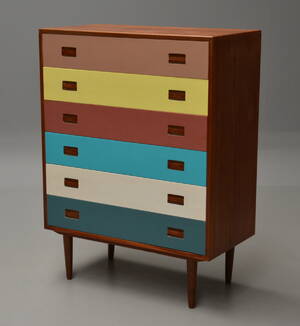 Dansk møbelproducent. Kommode af teaktræ