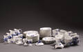 Blå Blomst service af porcelæn. Kgl.P. Variable sort. 64 Denne auktion er annulleret - se nu vare 1942129