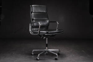 Charles Eames. Kontorstol. Vitra, model EA 219