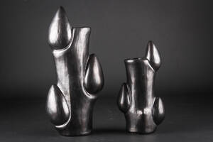 Knud Basse for Michael Andersen. To Æblegren vaser 2