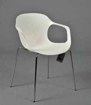 Kasper Salto for Fritz Hansen. Armstol model Nab