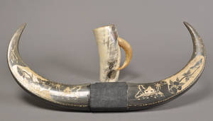 Bøffelhorn og bæger af horn. 1900-tallet. 2