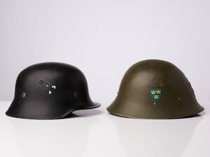 Militärhjälmar 