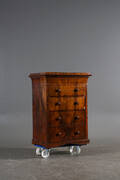 Byrå, 4-lådig, 1800-tal
