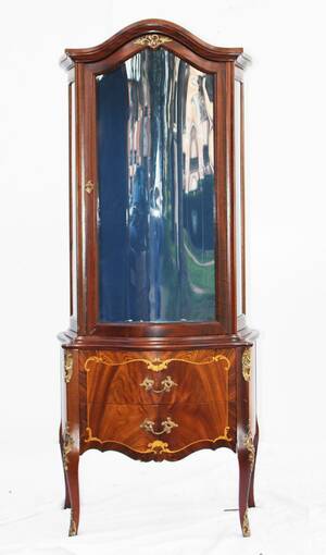 Vitrinskåp, Louis XVI-stil, 1900-tal