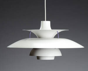Poul Henningsen. PH5 pendel hvid.