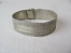 SILVERARMBAND V 40 GR SVENSKA STPL