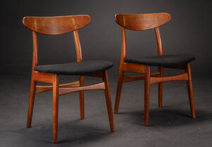 Hans J. Wegner. Par stole af eg og teak, model CH-23 2
