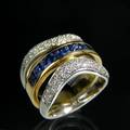Ring in Gelb- und Weißgold mit Brillanten und Saphiren - Unikat
