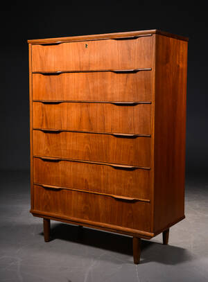 Kommode af teak, 1960erne