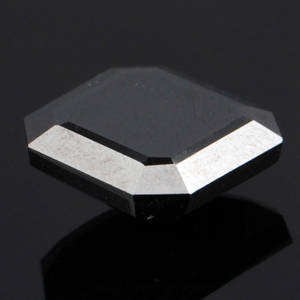 Uindfattet behandlet sort diamant ca 14.66 ct