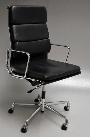 Charles Eames. Kontorstol, model EA 219 