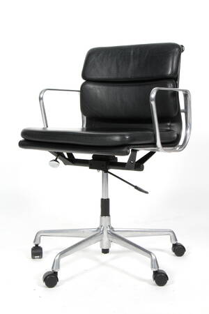 Charles Eames. Soft Pad kontorstol, Model EA-217 Denne vare er sat til omsalg under nyt varenummer 4486149