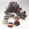 Otte store knager med Paul Smith stof Ø 9,5 cm., model DOT 8 