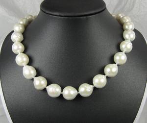Südseezuchtperlcollier ca. 12,2 - 13,1 mm
