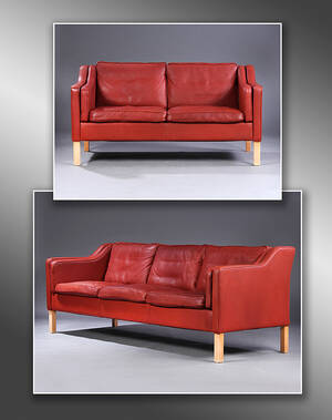 Mogens Hansen. Fritstående tre-pers. og to-pers. sofa betrukket med rødbrunt læder, model 195-3 og 195-2. 2