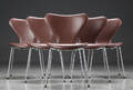 Arne Jacobsen. Seks stole model 3107, chokoladebrun læder 6