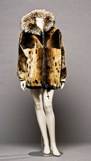 Pelsjakke af sælskind ca. str. 44