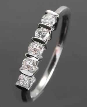 Alliance ring with brilliant cut diamonds 0.40ct