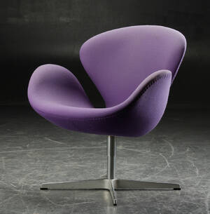 Arne Jacobsen. Lænestol, Svanen, model 3320  